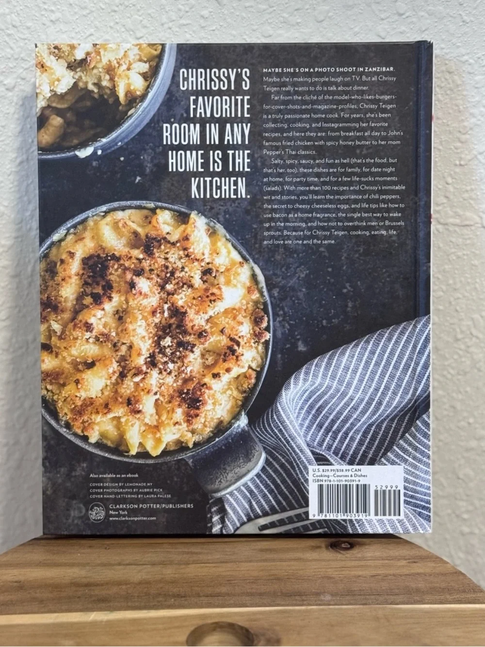 Cravings by Chrissy Teigen Cookbook Recipes for All the Food You Want Hardcover